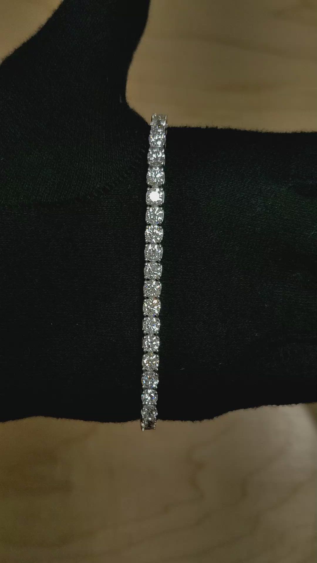 10.52 Ct.Tw. Natural Diamond Pave Bracelet, 14K White Gold Size Video