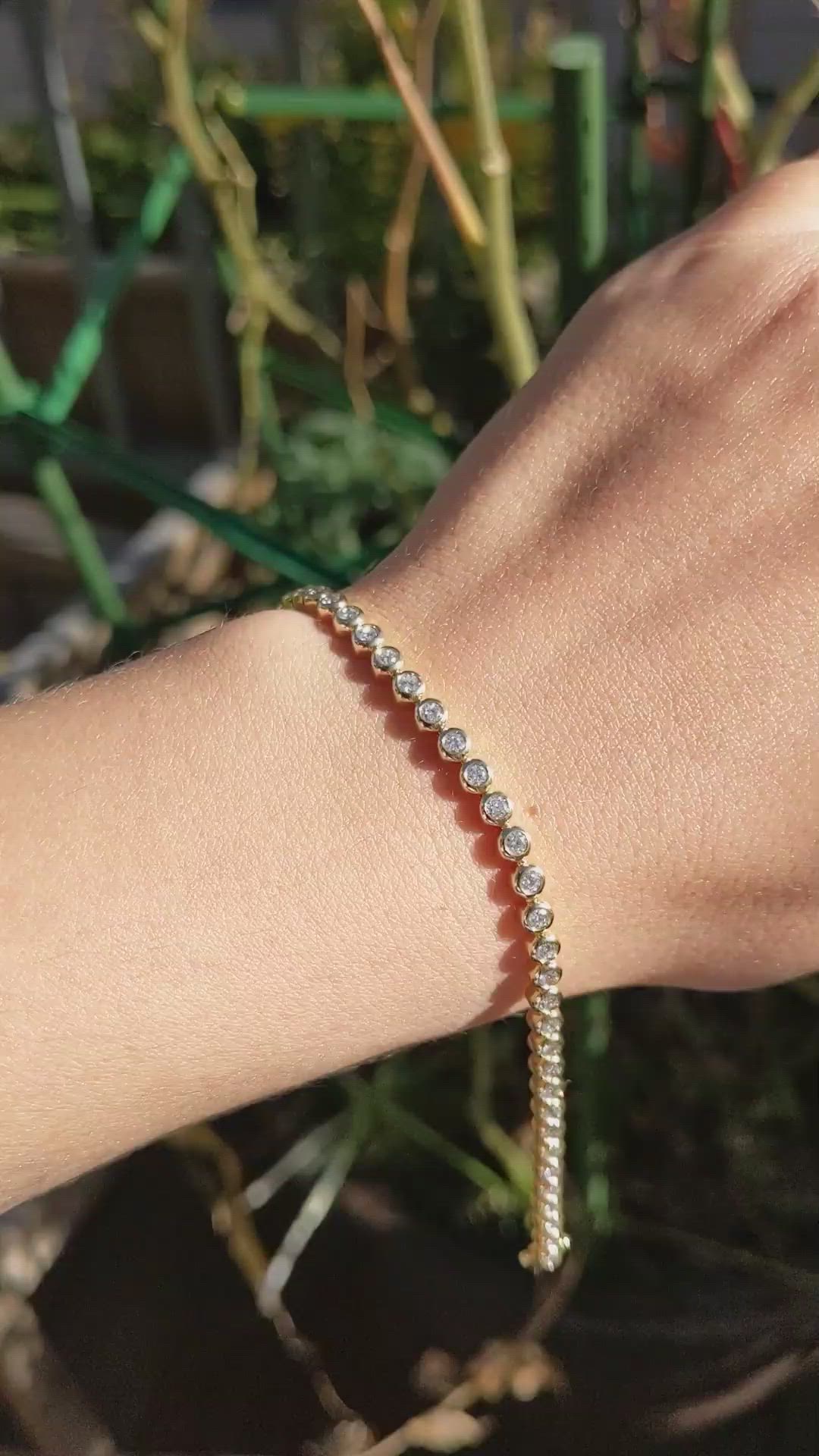 1.88 Ct.Tw. Natural Diamond Tennis/Line Bracelet, 18K Yellow Gold Size Video