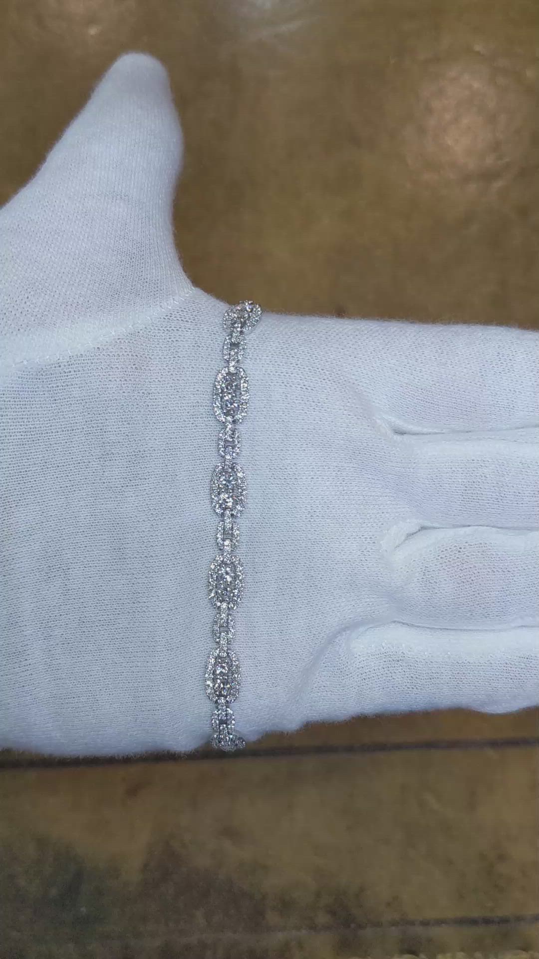 3.96 Ct.Tw. Natural Diamond Pave Bracelet, 18K White Gold Size Video